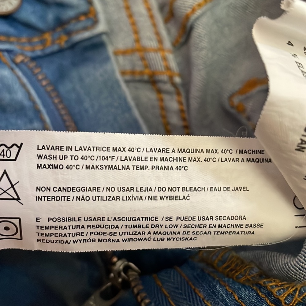 Alcott jeans. Size 24. Barely worn. - Picture 3 of 4
